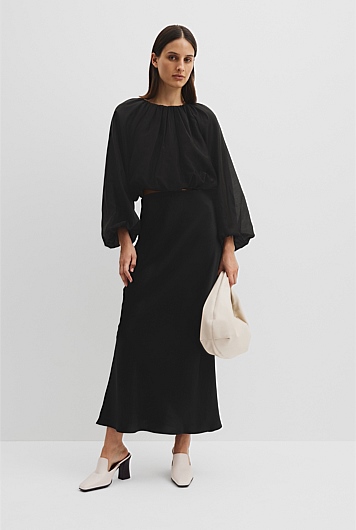 Voluminous Soft Blouse
