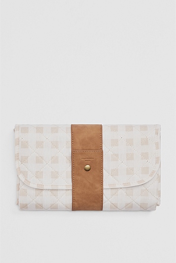 Woven Change Mat