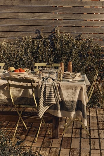 Izzy Tablecloth
