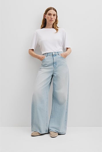 Curved Wide Jean