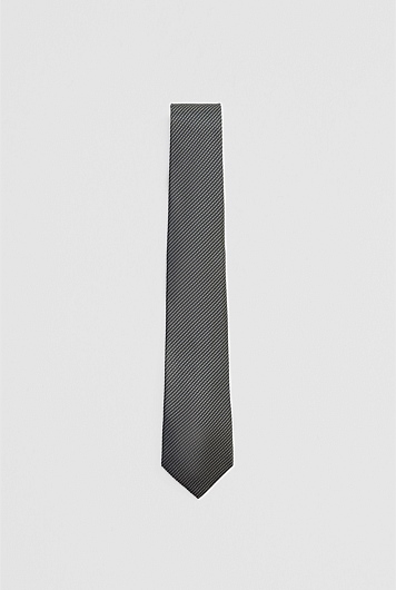 Micro Geometric Tie