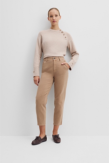 Crop Curve Jean