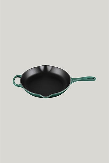 Signature Cast Iron Round Skillet 26cm