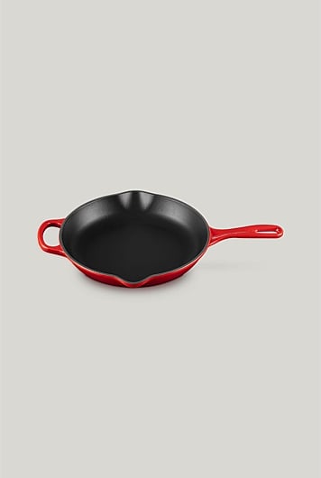 Signature Cast Iron Round Skillet 26cm