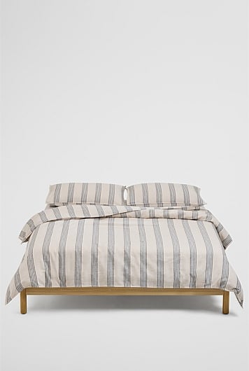 Riley Super King Quilt