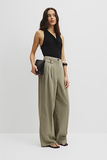 Tuck Front Pant