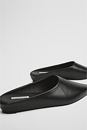 Kamie Flat