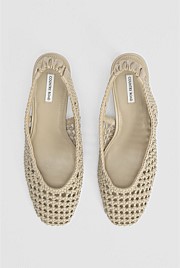 Nina Heel