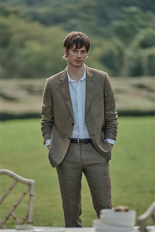 Regular Fit Tapered Linen Pant