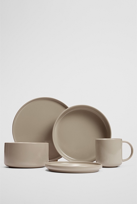 Souk 16-Piece Dining Set