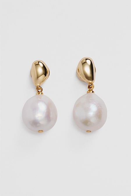 Freshwater Pearl Drop Earring