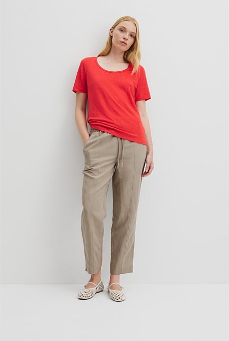 Linen Scoop Neck T-Shirt