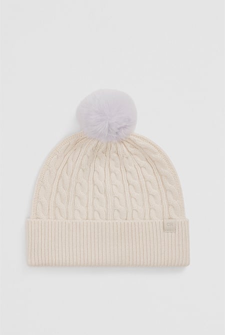 Pom Cable Beanie