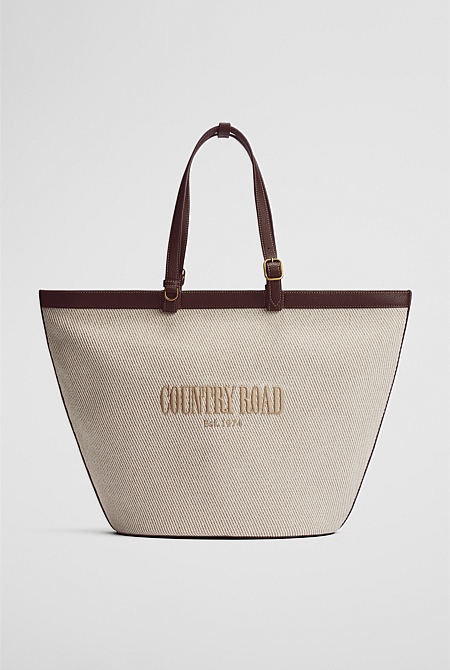 Curved Logo Shopper