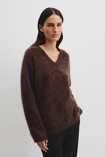 Cashmere V-Neck Knit