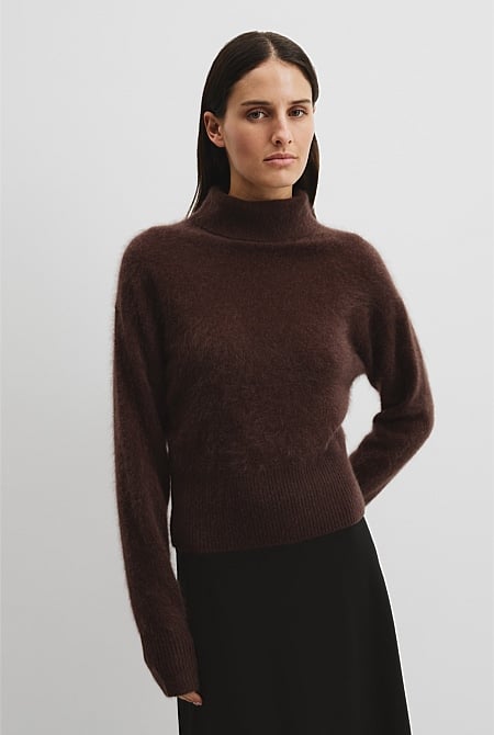 Cashmere Roll Neck Knit