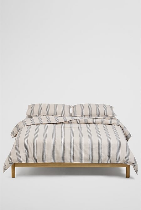 Riley Super King Quilt
