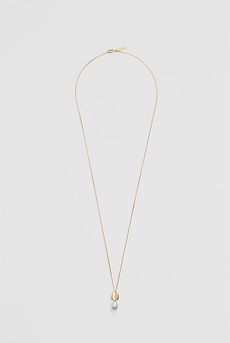 Ada Pendant Necklace