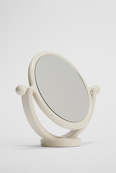 Lucinda Mirror