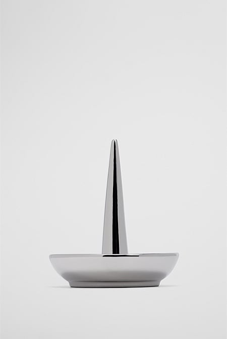 Lucinda Ring Stand