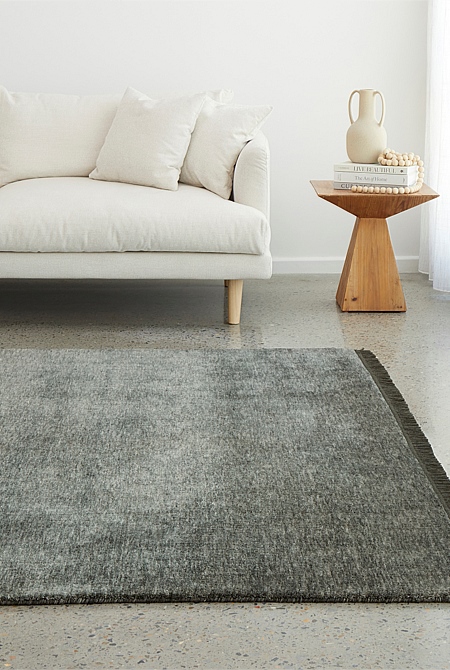 Kinship Seal Grey Rug 400x300cm