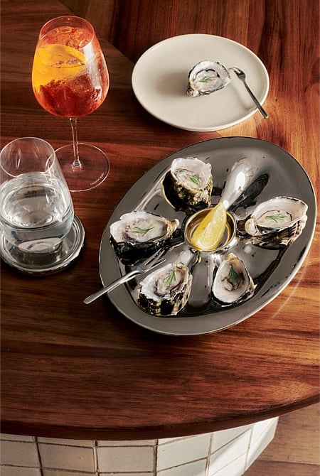 Polly 6 Piece Oyster Plate