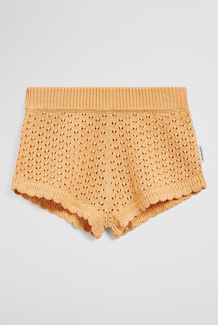 Scallop Knit Short