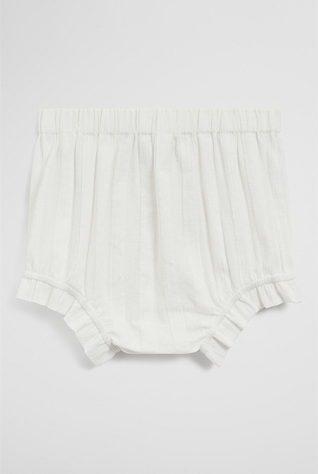 Ruffle Bloomer