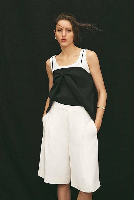 Crepe Bermuda Short
