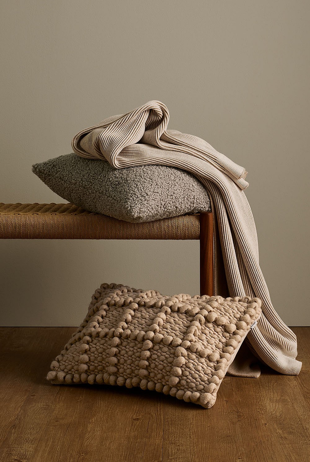 Coen 35x50 Cushion