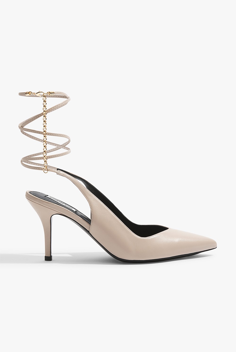 Emelia Heel