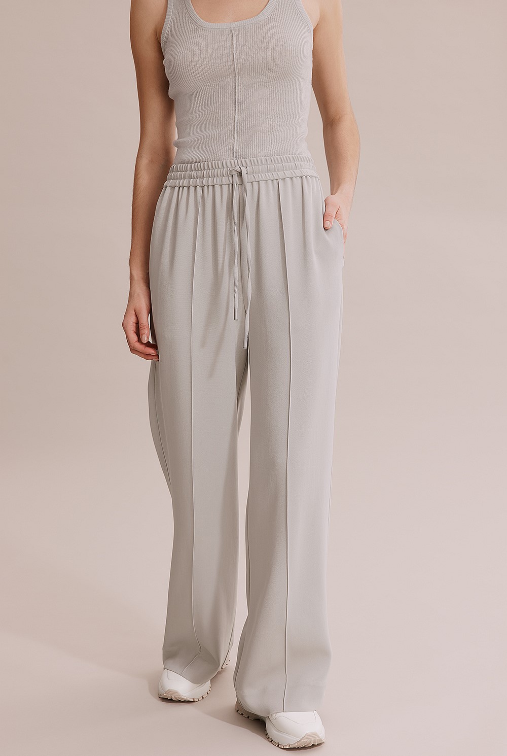 Pull-on Wide Leg Pant