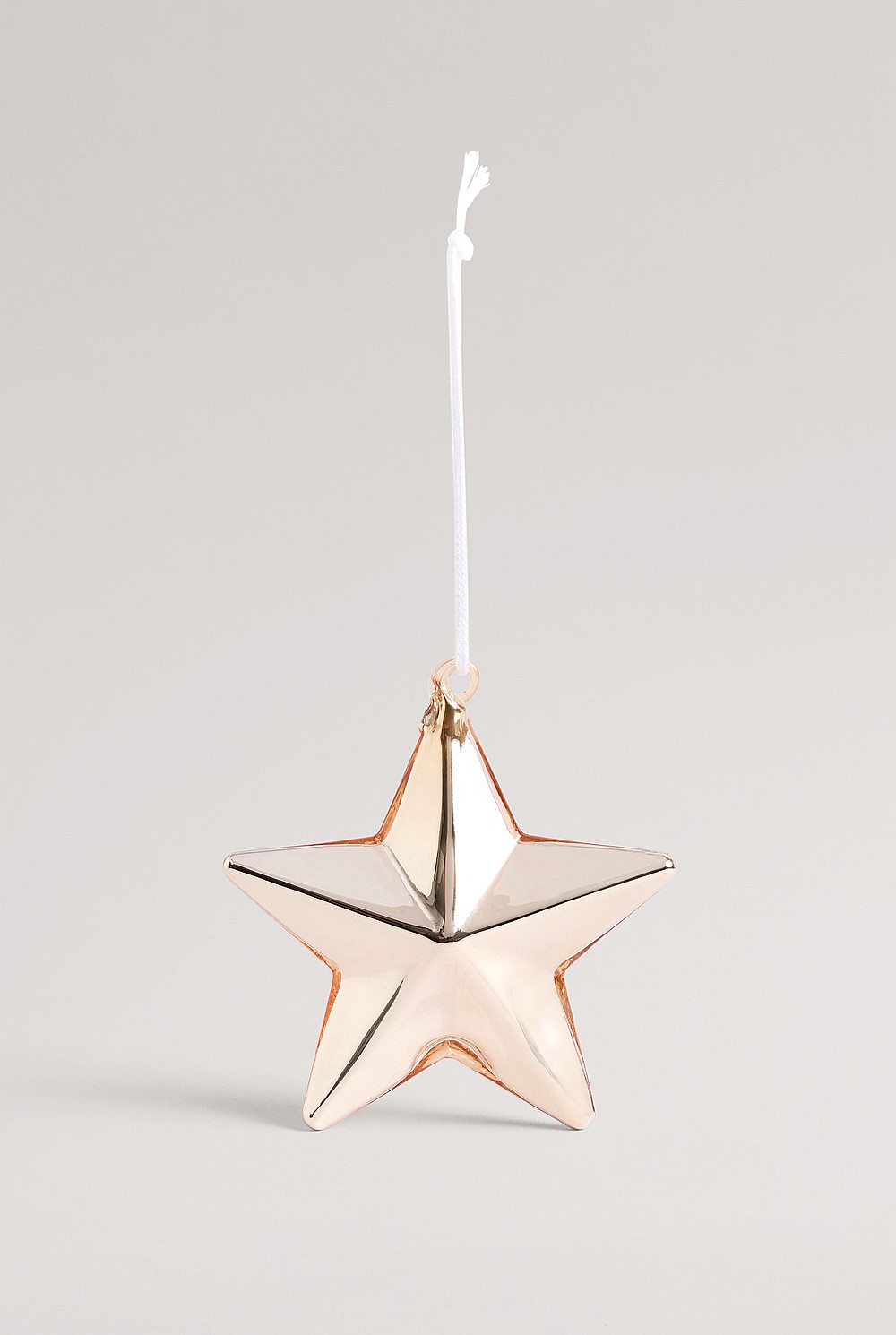 Sola Decoration