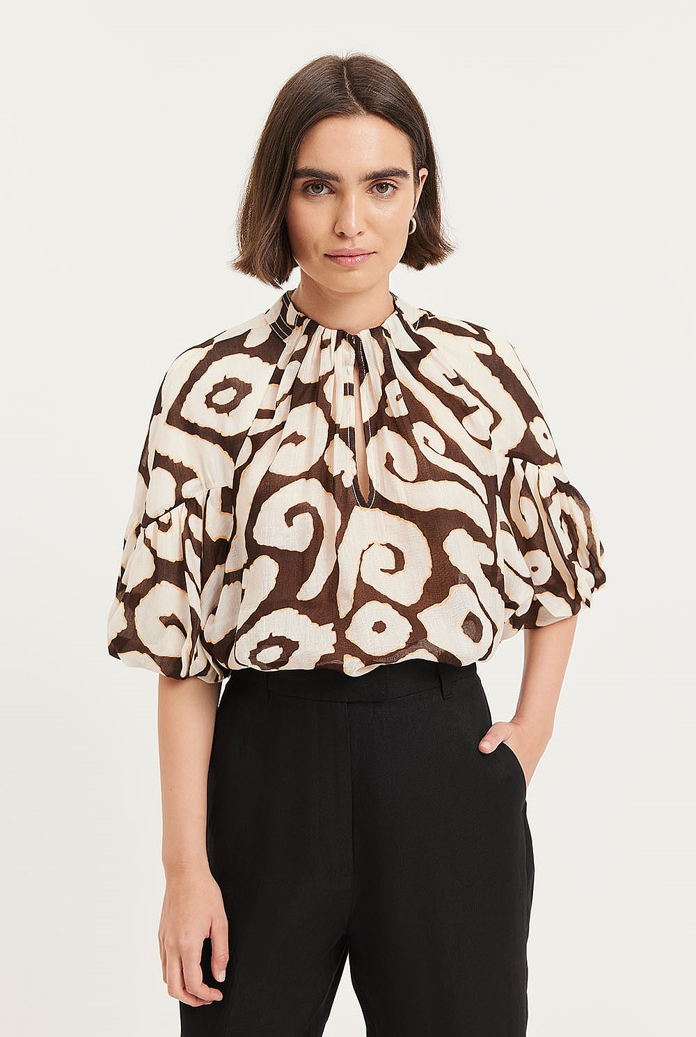 Print Tuck Detail Blouse