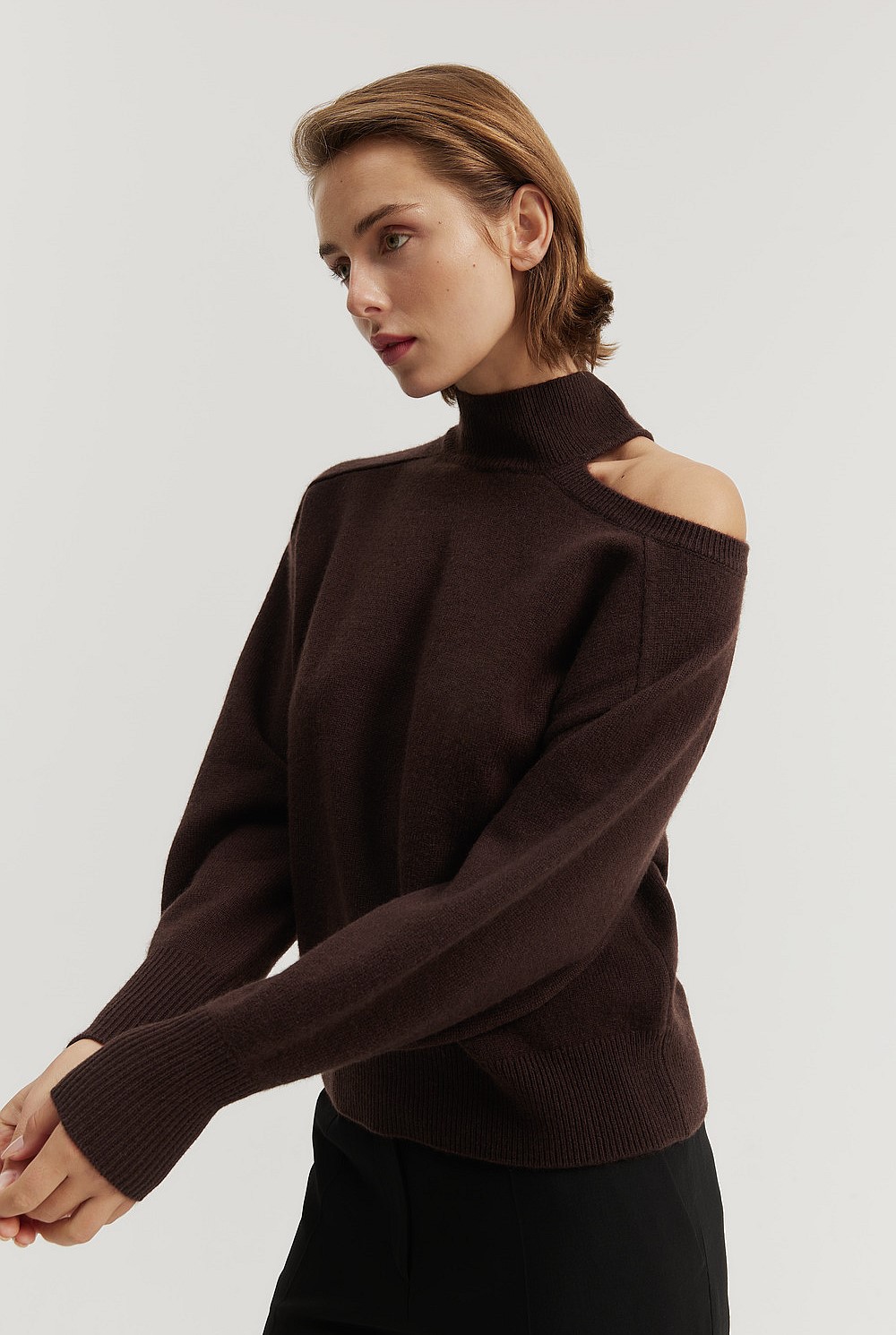 Cashmere Blend Cut-out Soft Knit