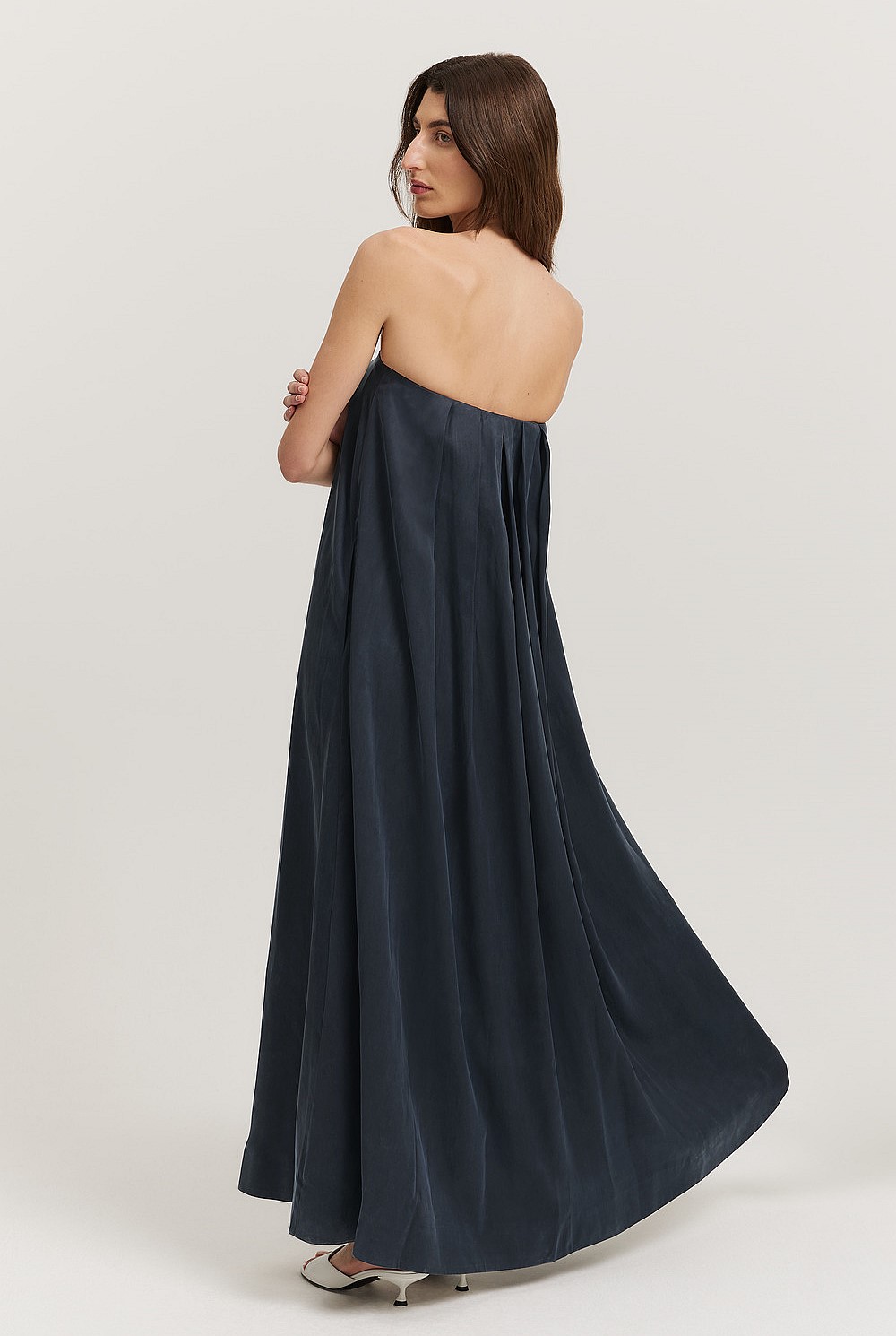 Strapless Fluid Dress