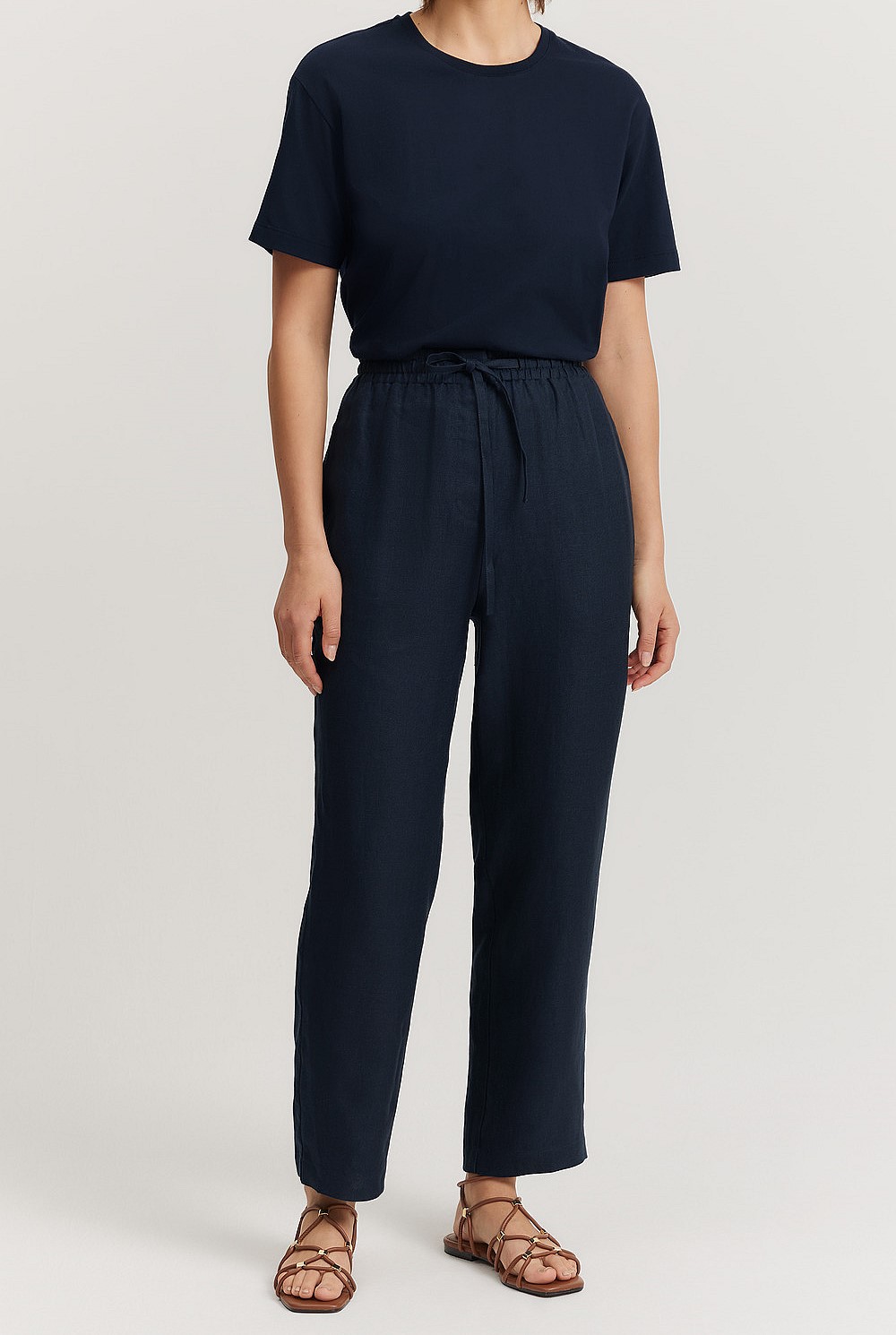 Organically Grown Linen Relaxed Pant