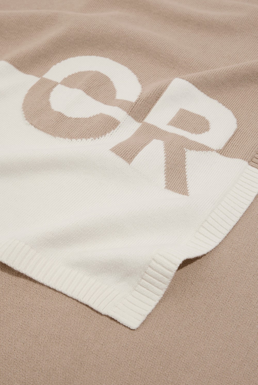 Organically Grown Cotton Logo Knit Blanket