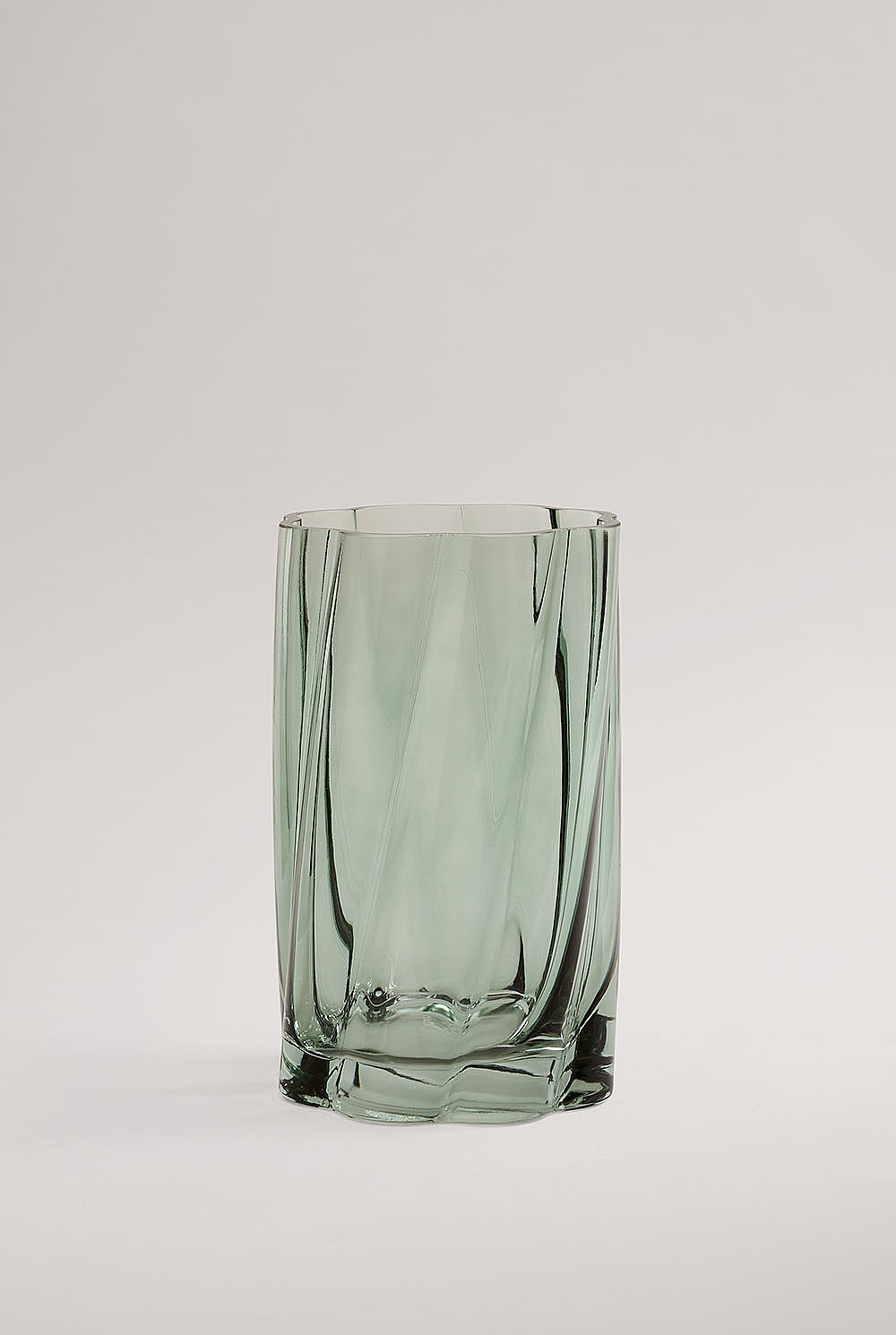 Ernis Small Glass Vase