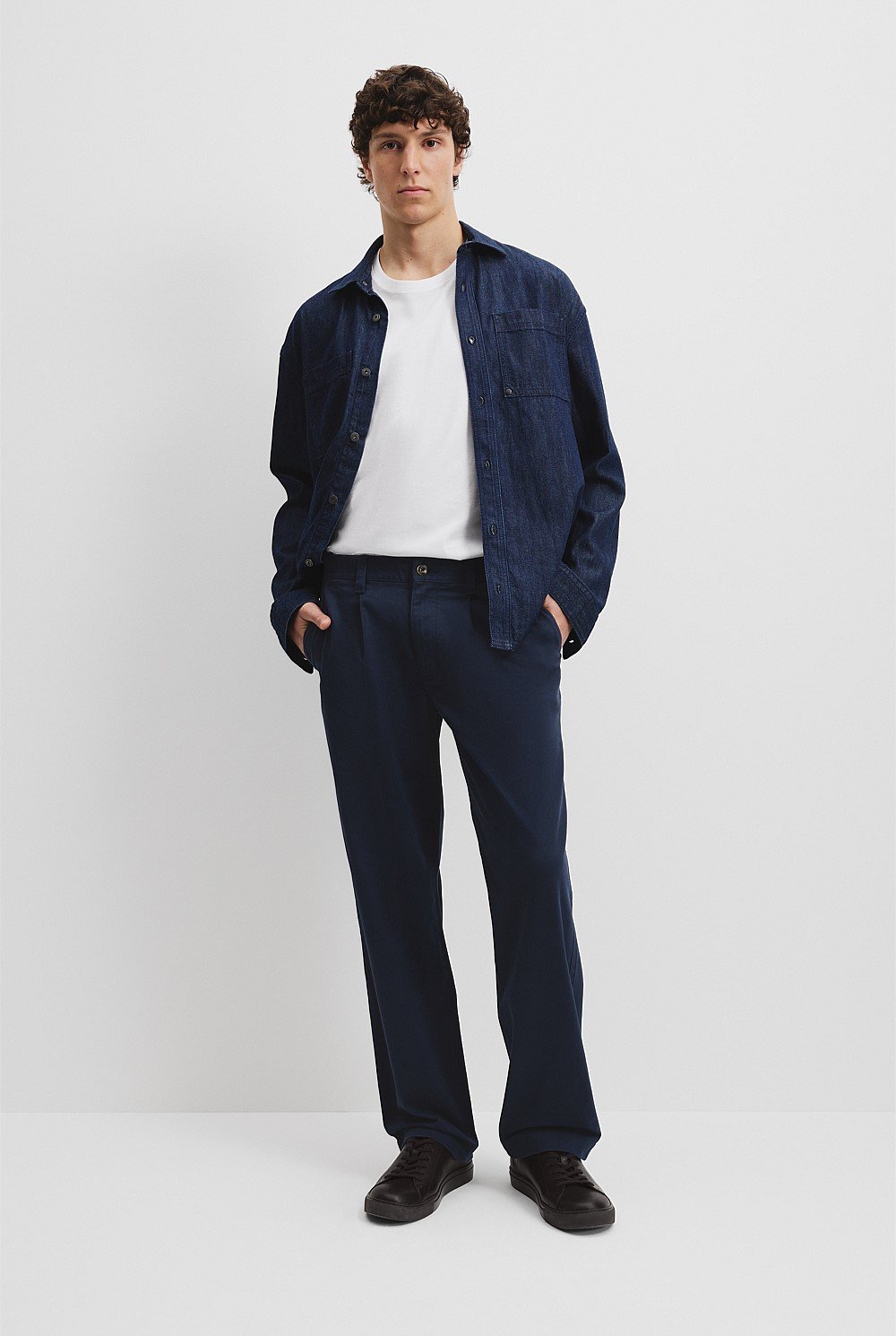 Relaxed Fit Twill Pant