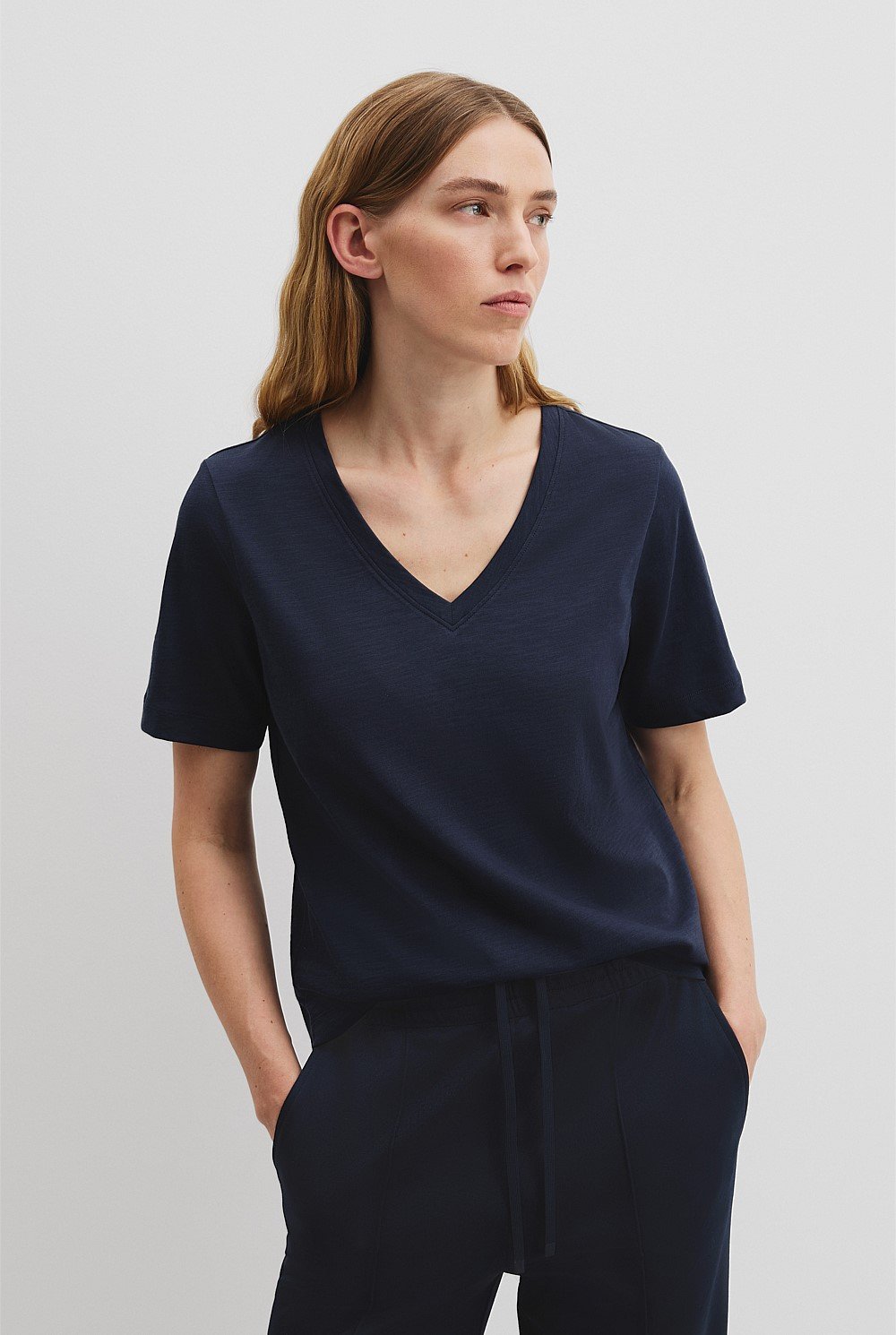 Australian Good Earth Cotton Short Sleeve V-Neck Neck T-Shirt