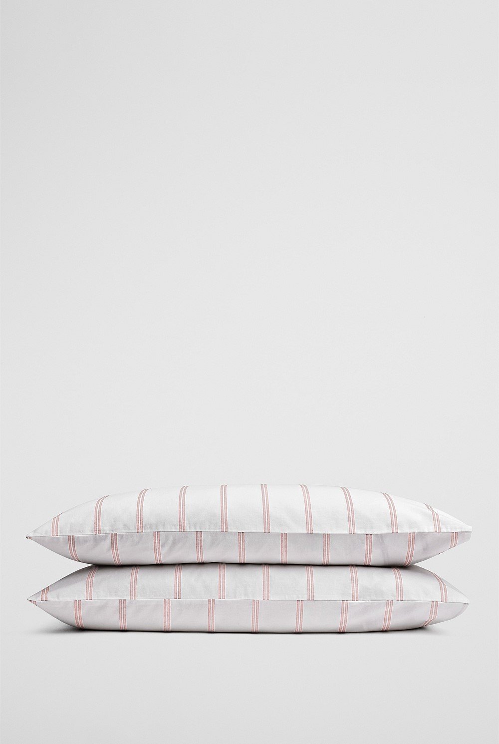 Goldie Standard Pillowcase Pair