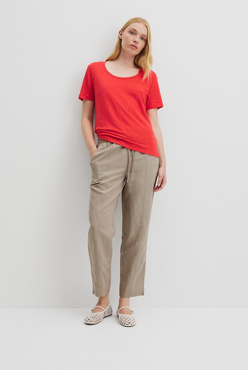 Linen Scoop Neck T-Shirt