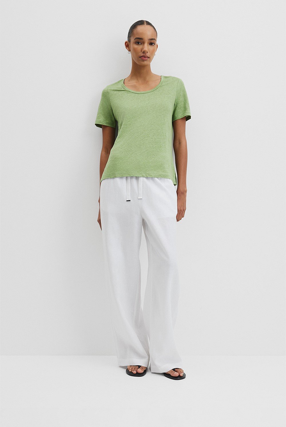 Linen Scoop Neck T-Shirt