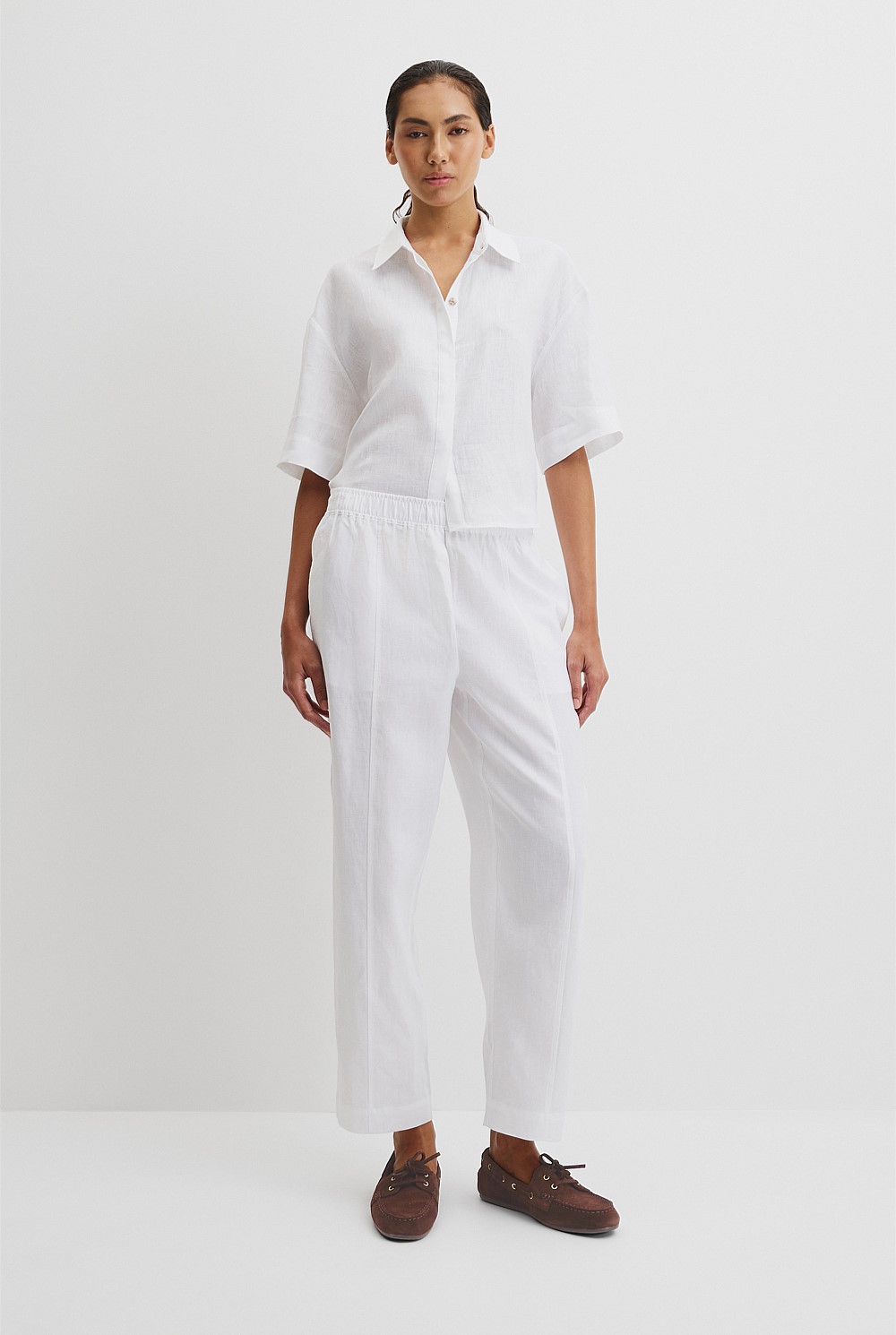 Organically Grown Linen Tapered Jogger