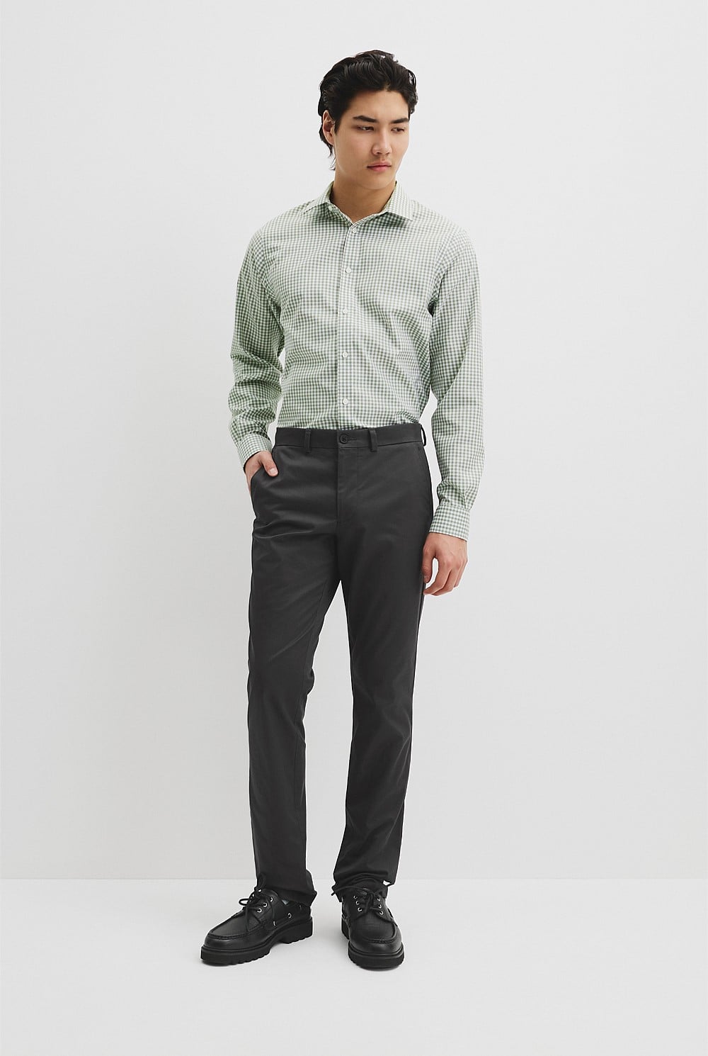 Regular Fit Travel Trouser