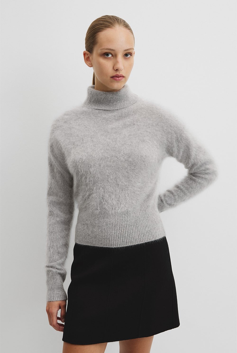 Cashmere Roll Neck Knit