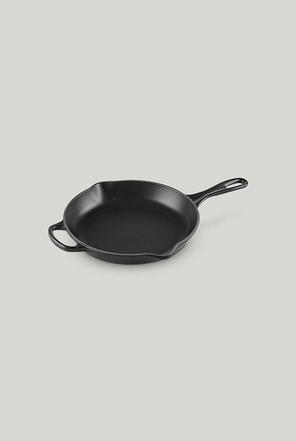 Signature Cast Iron Round Skillet 26cm