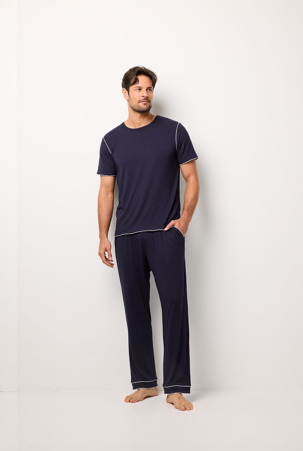 Nox T-Shirt & Long Pants
