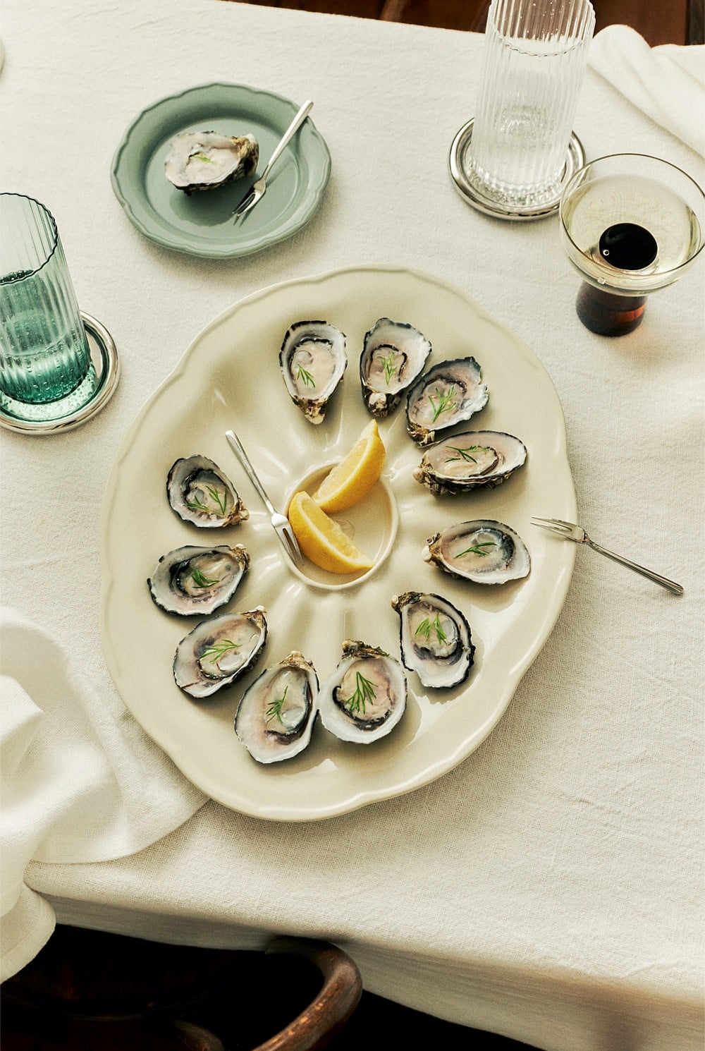 Luna 12 Piece Oyster Platter
